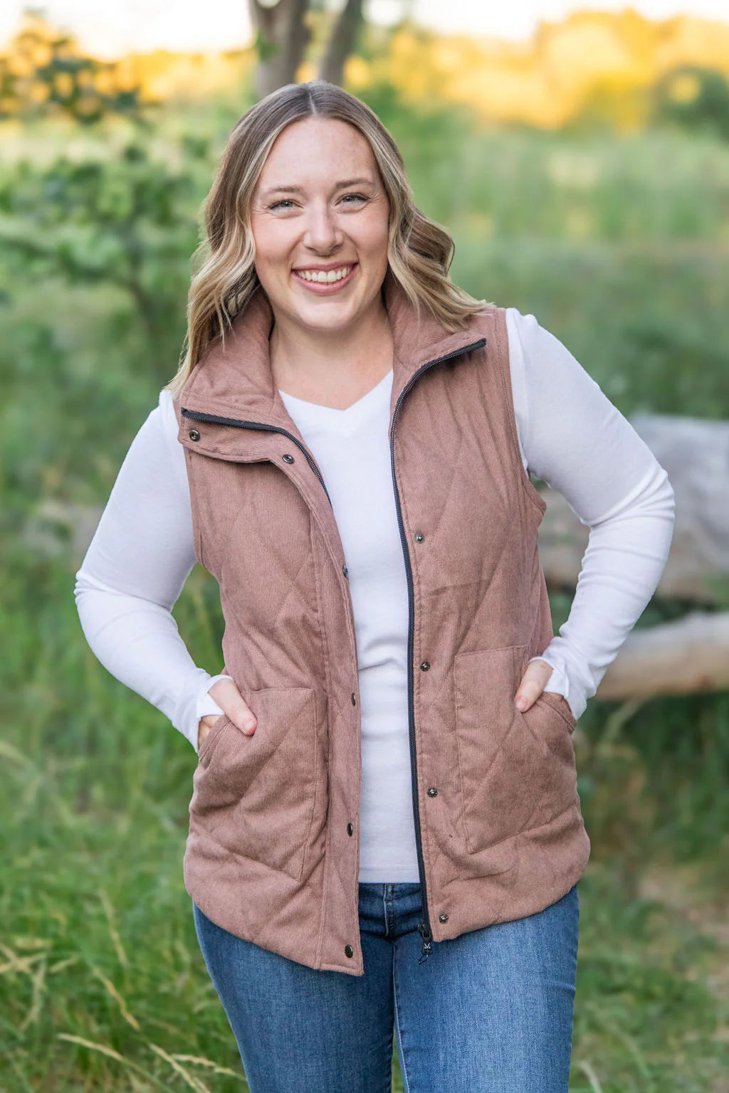 Chestnut Corduroy Vest – Boutique 423